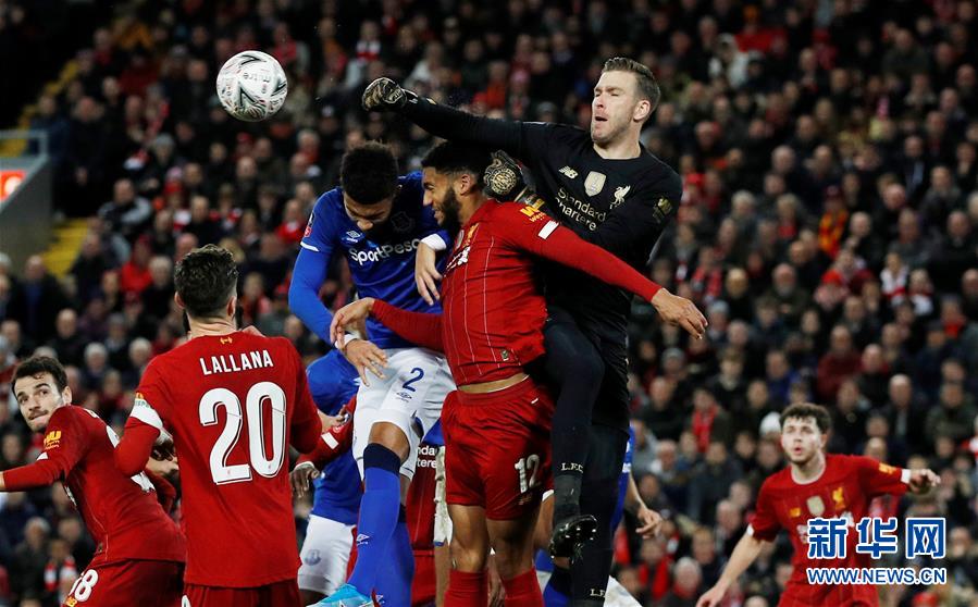 雷迪克：我们一直给拉拉维亚灌输0.5秒策略接球就投 他攻防都棒