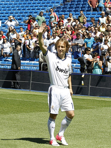 强者不惧环境，创造投篮空间